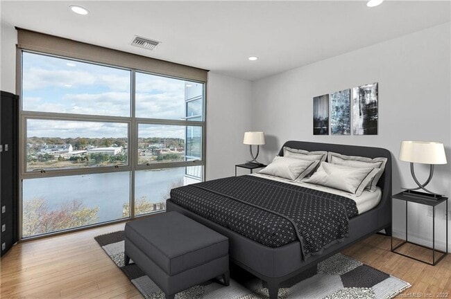 Building Photo - 33 N Water St