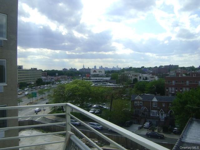 Building Photo - 81-15 Queens Blvd