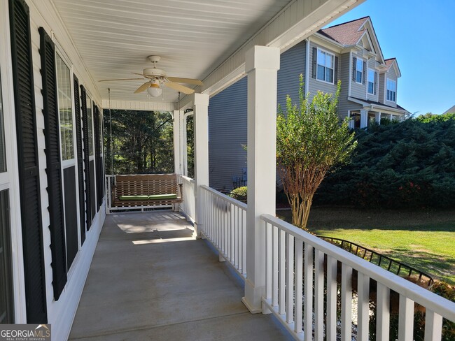 Building Photo - 225 Vinestone Ct