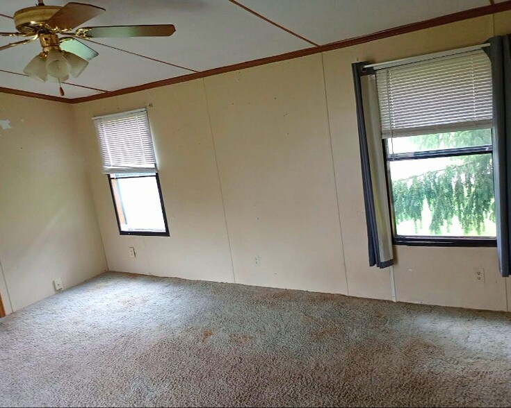 Building Photo - 769 Sheep Pen Rd