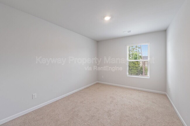 Building Photo - 1429 Deer Hollow Run
