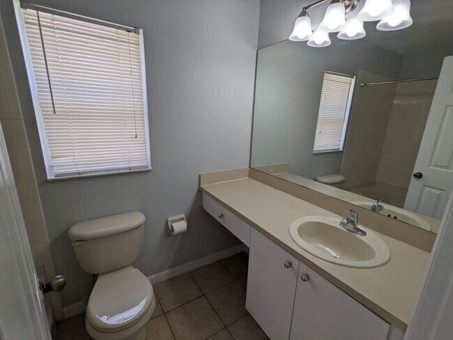 Building Photo - Beautiful 3/2 Home in Riverview, FL