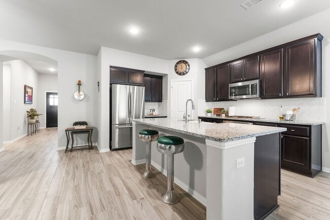 Building Photo - 3815 Wright's Landing Dr