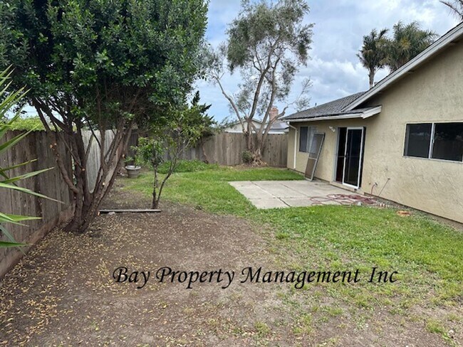 Building Photo - Updated 3-Bedroom Home with Large Backyard – Pets Welcome!