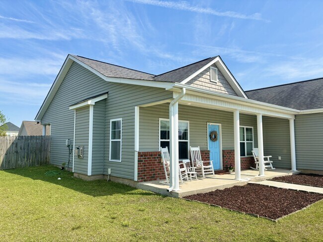 Building Photo - 174 Moonstone Ct