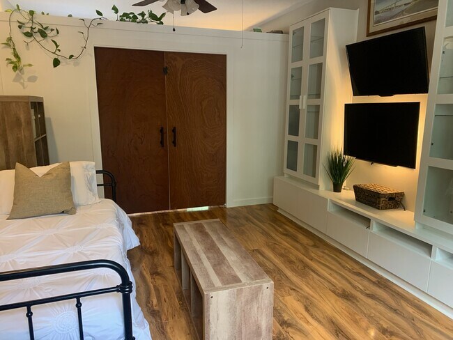 Building Photo - 209 Cannon Rd