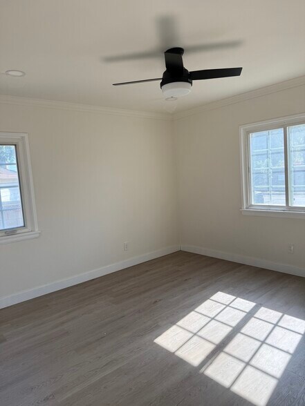 Front bedroom - 1704 N Rose St