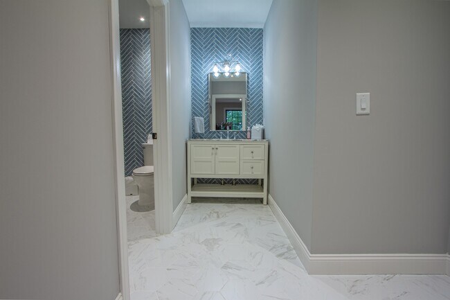Building Photo - 36 Rutherford Pl