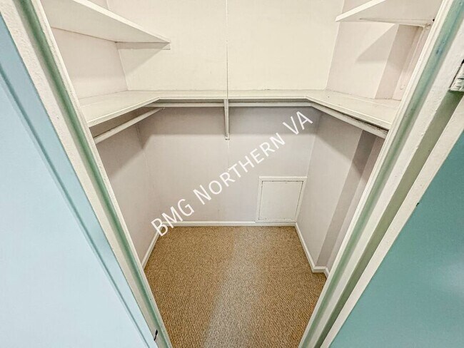 Building Photo - 1200 S Arlington Ridge Rd
