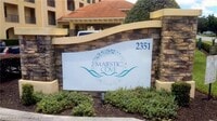 Building Photo - 2351 Lakeview Dr