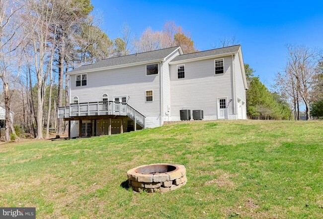 Building Photo - 23185 Pembrook Dr