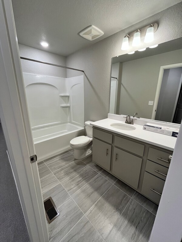 Building Photo - 9246 Henson Pl