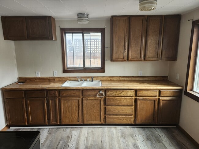 Building Photo - 4617 Douglas Ave