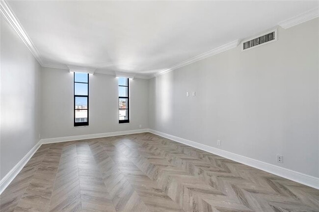 Building Photo - 1000 S Ocean Blvd