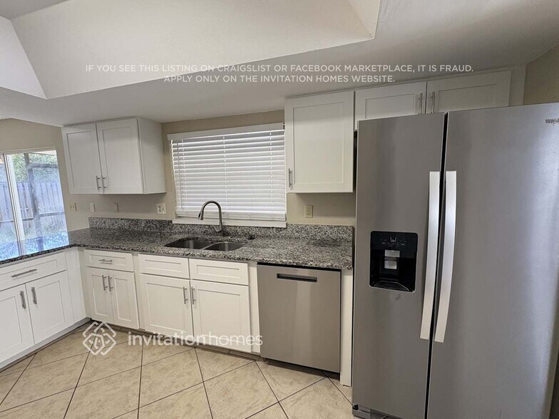 Building Photo - 9056 Quail Creek Dr