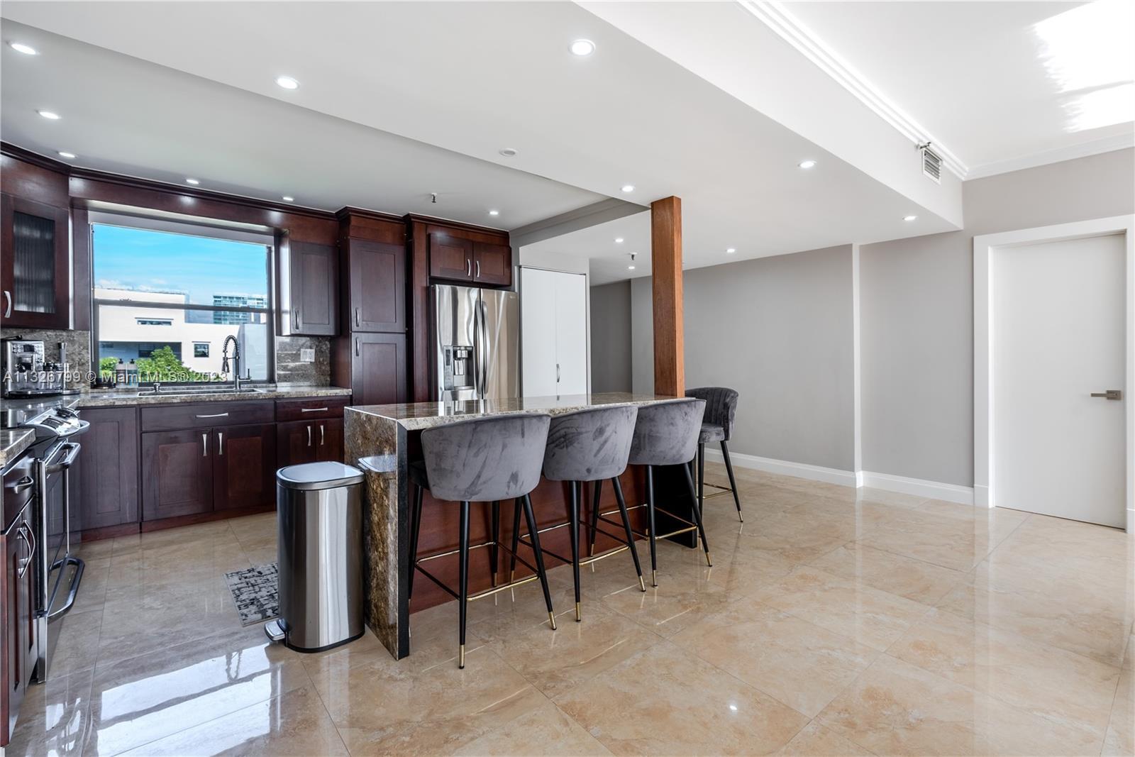 Building Photo - 408 Poinciana Island Dr