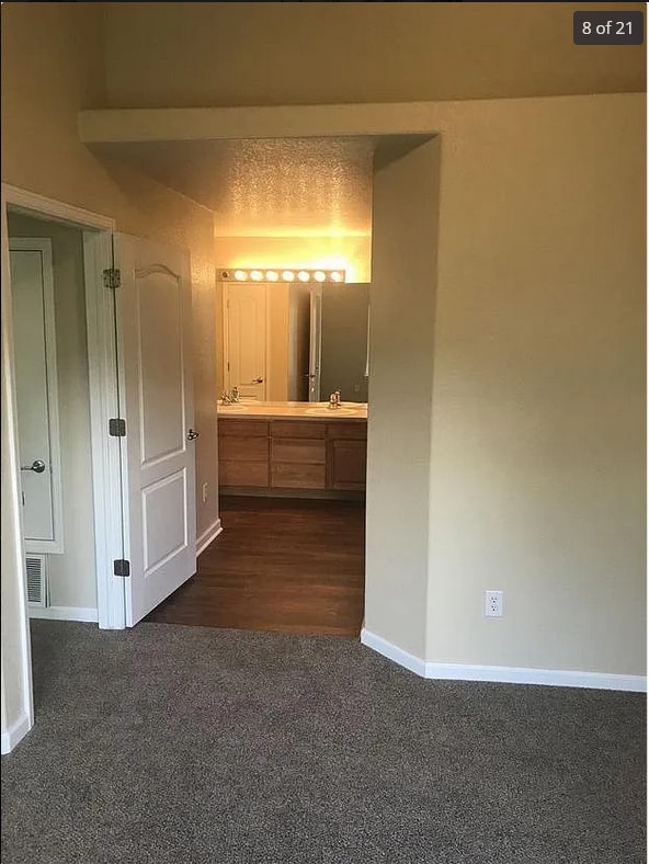 Building Photo - 4735 Hahns Peak Dr