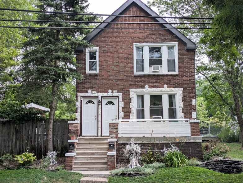 Primary Photo - 228 Ashland St