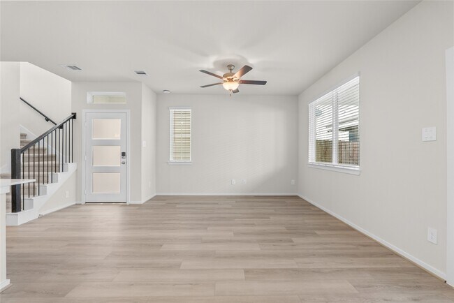 Building Photo - 700 Sand Dollar Dr