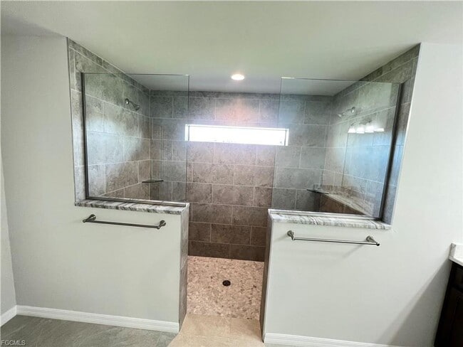 Building Photo - Stunning 4 Bed 3 Car Garage Home Available Now Near Burnt Store Rd