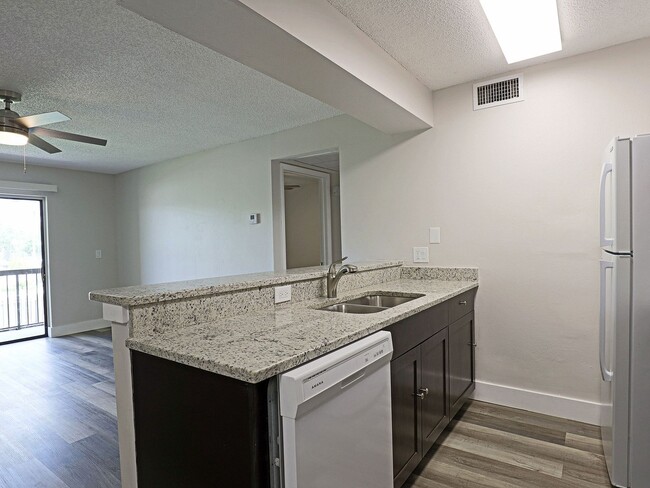 Building Photo - Mystic Gardens 5303-315 Summerlin Rd Fort ...