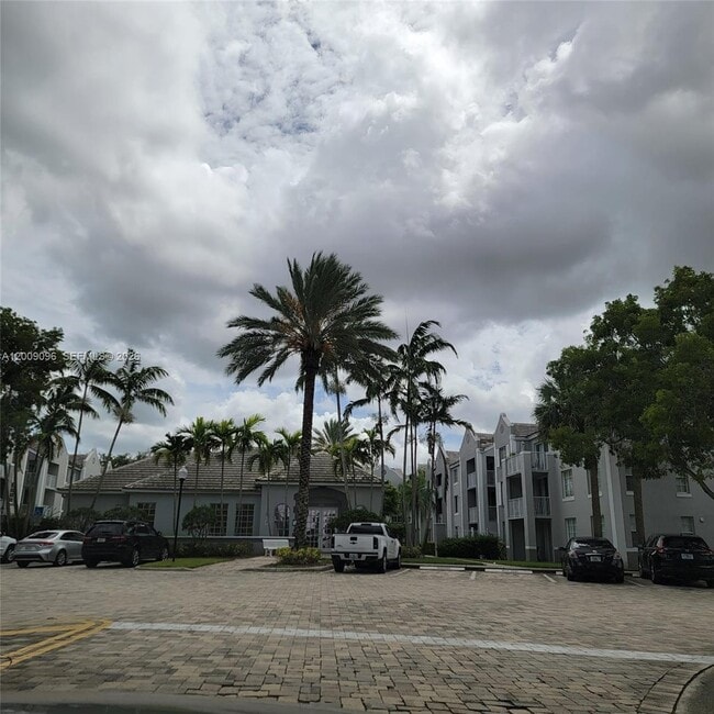 Building Photo - 711 SW 111th Way