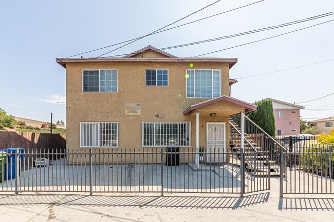 Building Photo - 11688 S Central Ave