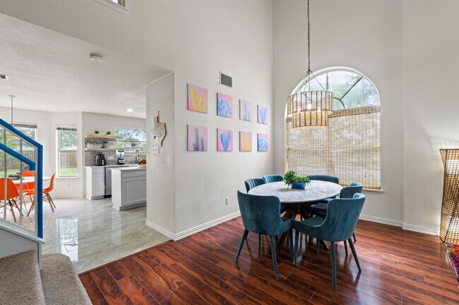 Building Photo - 3300 Sauls Dr