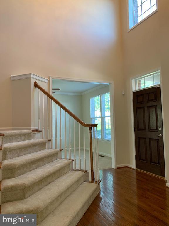 Building Photo - 8379 Academy Rd