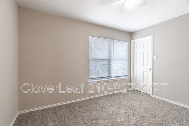 Building Photo - 7121 Lynn Lake Dr