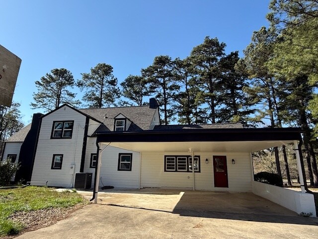 Building Photo - 1682 Cunningham Brick Yard Rd