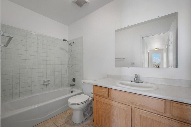 Building Photo - 8566-8568-8568 Wasatch Blvd