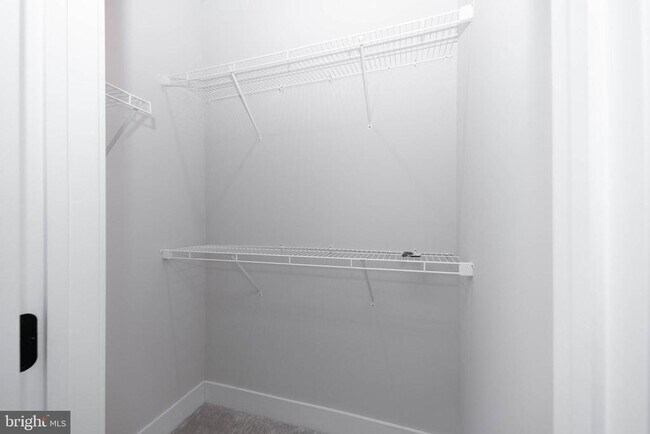 Building Photo - 305 Manion Aly