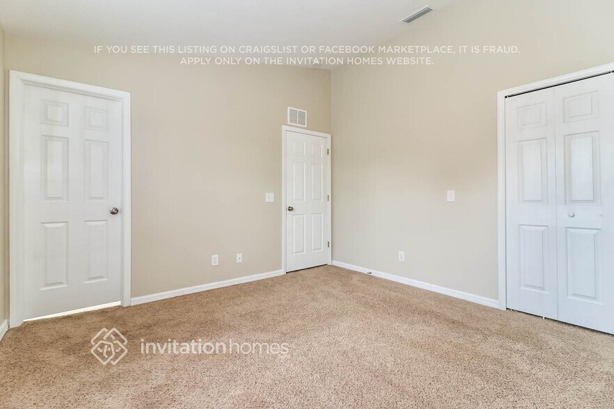 Building Photo - 1220 Charlesworth Dr