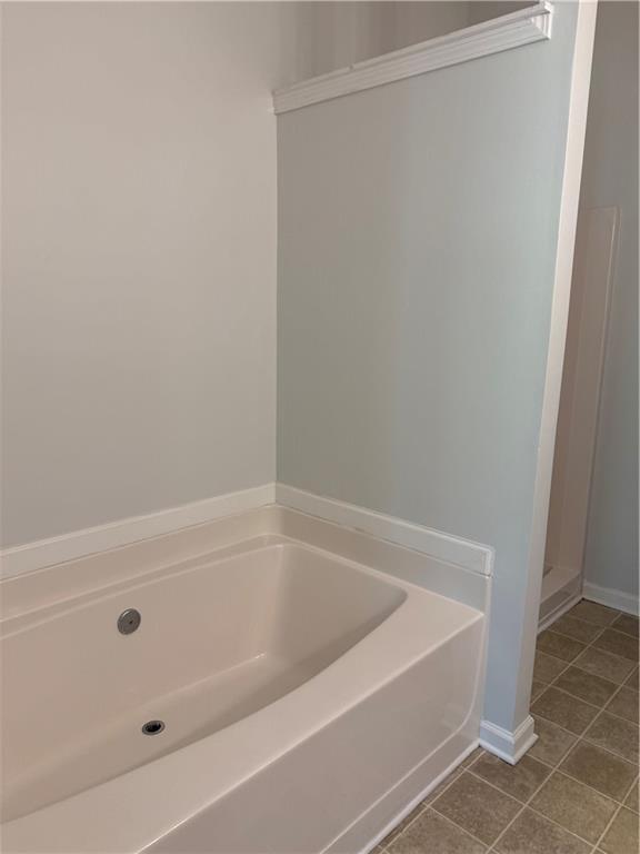 Building Photo - 332 Suwanee Ave NW