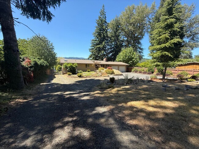 Primary Photo - 5711 Black Lake Belmore Rd SW