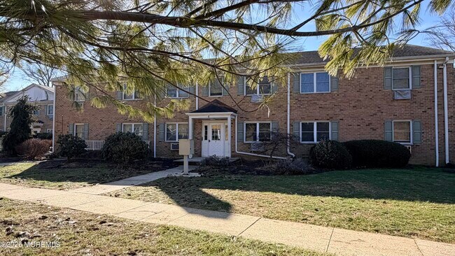 Building Photo - 4 Windsor Terrace