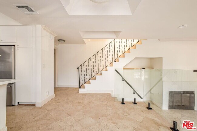 Building Photo - 36 Navy St