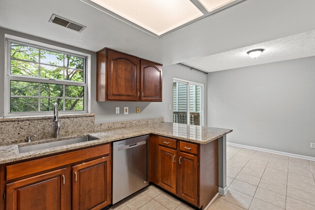 Building Photo - 403 Windfield Pl