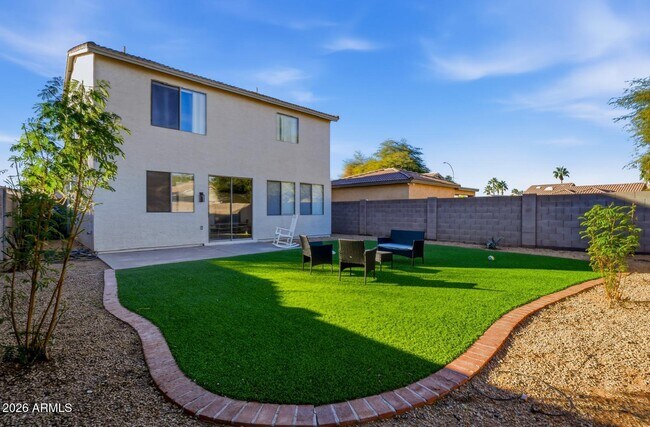 Building Photo - 220 W Beechnut Pl