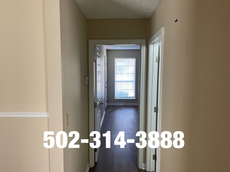 Building Photo - 3744 Chamberlain Ct