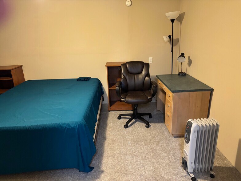 Building Photo - 220 Boyd Ave