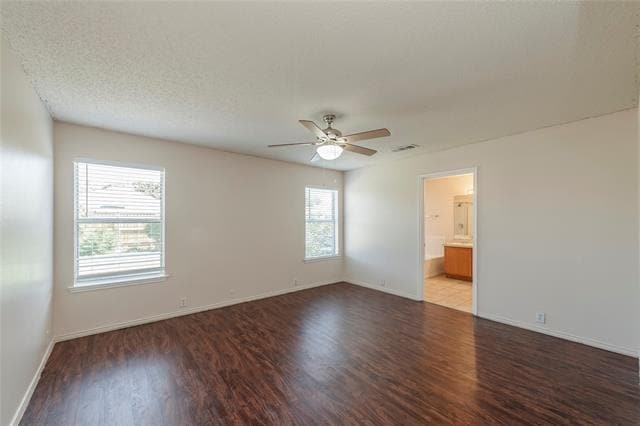 Building Photo - 204 Waterwood Dr