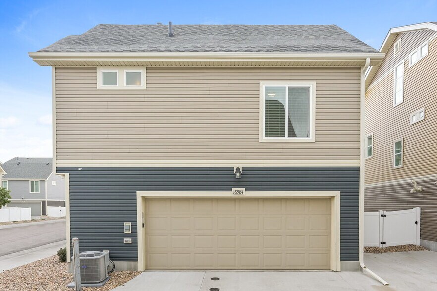 Building Photo - 18584 E 47th Pl