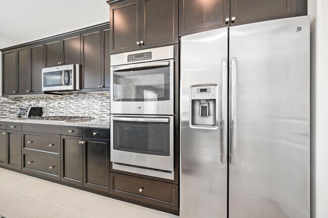 Building Photo - 36712 Summer Dain Ln