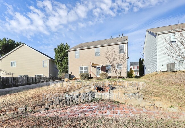 Building Photo - 610 Latimer Way