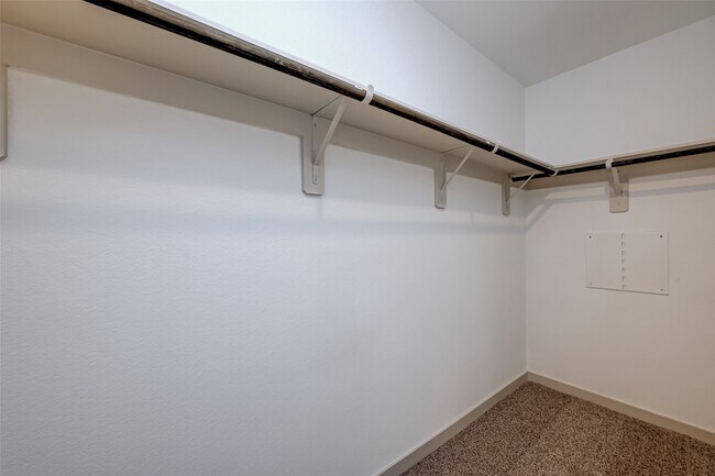 Building Photo - 1203 Hyde Lk Ln