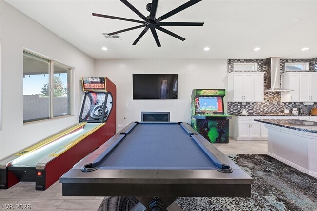 Building Photo - 3922 Jacob Lake Cir