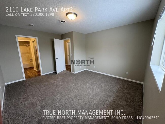 Building Photo - 2110 Lake Park Ave