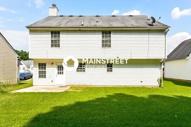 Building Photo - 4 Bedroom Pet-Friendly Home in Ellenwood, GA with Main Street Renewal